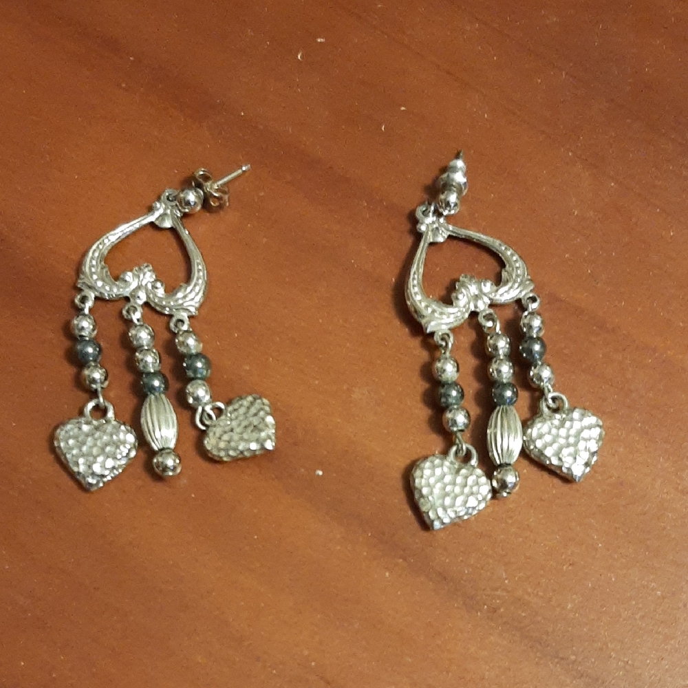 Elegant Silver Heart Dangle Earrings